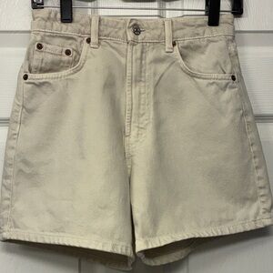 Zara Girls, Woman's Cream High Waist Denim Zipped Shorts, Pockets, Size 2